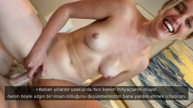 Telefonda Bahçıvanla Sexting Yapan Üvey Annesini Yakalayan Eleman Amına Basmaya Başlıyor